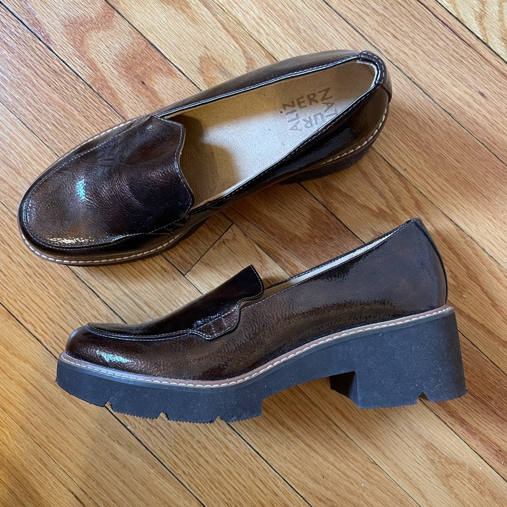 NEW Naturalizer Brown Chunky Loafers - Size 8